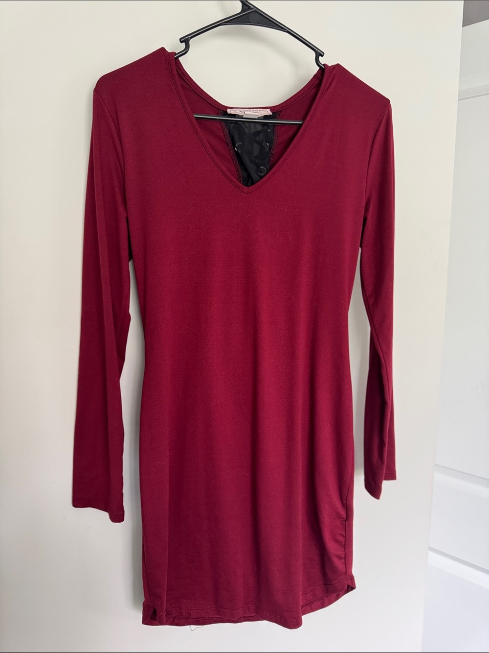 Adam Levine Collection Long-Sleeve V-Neck Tunic in Burgundy